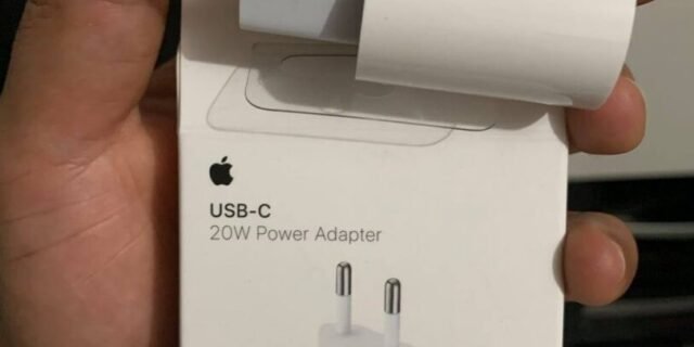 [CASAS BAHIA] Carregamento rápido. Original Apple Carregador USB-C de 20W Apple