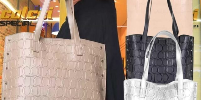 [MAGAZINE] Bolsa Colcci Saco Monograma Feminina *(4 Cores)*