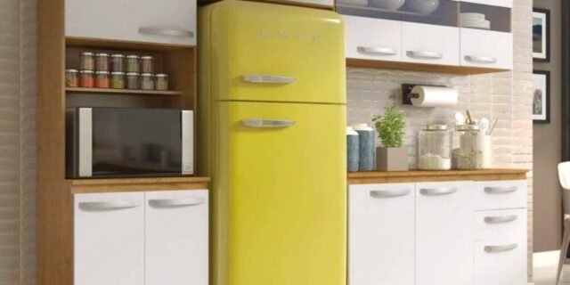 [EXTRA] Cozinha Compacta 4 Peças Balcão com Tampo 3 Portas de Vidro Lara