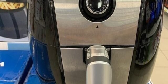 [MAGAZINE] Fritadeira Elétrica Sem Óleo/Air Fryer Britânia – Air Fry BFR02PI Preta e Cinza 3,2L com Timer