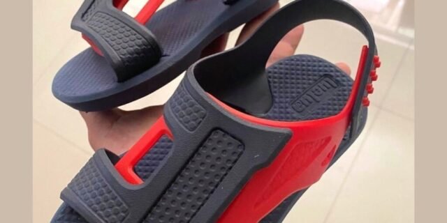 [MAGAZINE] Sandália Infantil Luelua Papete Bicolor Masculina