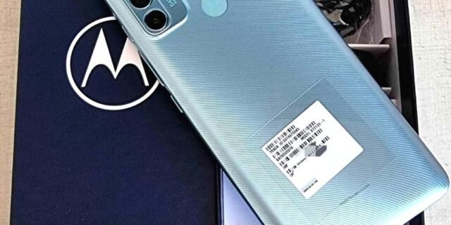 Smartphone Motorola G60s 128GB 4G – 6GB RAM Tela 6,8” Câm. Quádrupla + Selfie 16MP