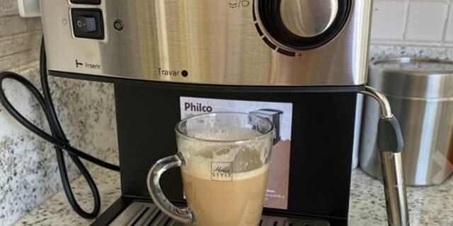 [EXTRA] Cafeteira Expresso Philco Coffee Express – Inox – 15 Bar