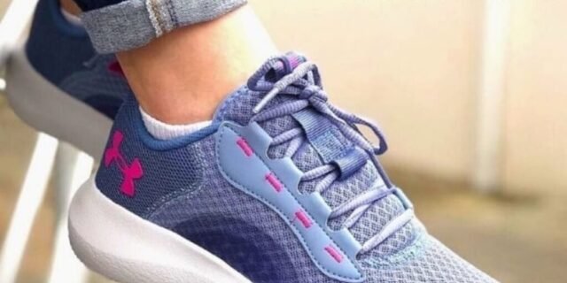 [DAFITI] Tênis Under Armour Charged Victory