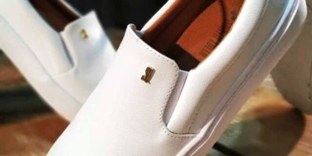 [MAGAZINE] Slip On Santa Lolla Logo Feminino