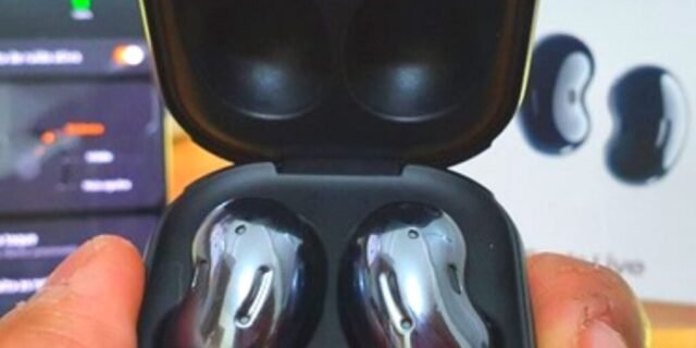 [SUBMARINO] Fone De Ouvido Samsung Galaxy Buds Live Bluetooth