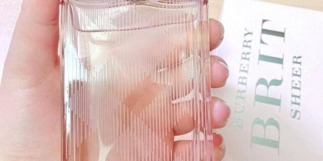[MAGAZINE] Brit Sheer Burberry – Perfume Feminino – Eau de Toilette
