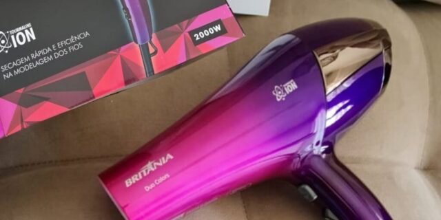[CASAS BAHIA] Secador de Cabelo Britânia Duo Colors 2000W