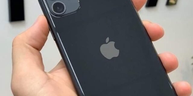 [MAGAZINE] iPhone 11 Apple 128GB Preto 6,1” 12MP iOS