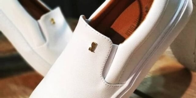 [MAGAZINE] Slip On Santa Lolla Logo Feminino