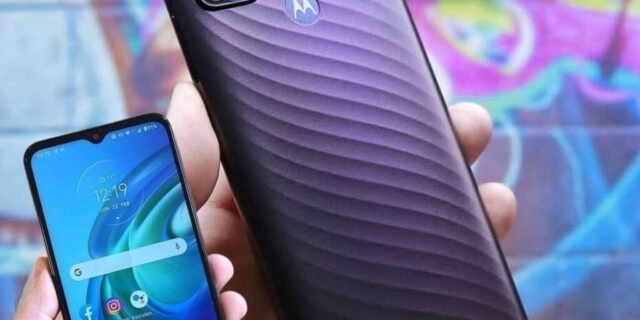 [MAGAZINE] Smartphone Motorola Moto G10 64GB Cinza Aurora – 4G 4GB RAM Tela 6,5” Câm. Quádrupla + Selfie 8MP