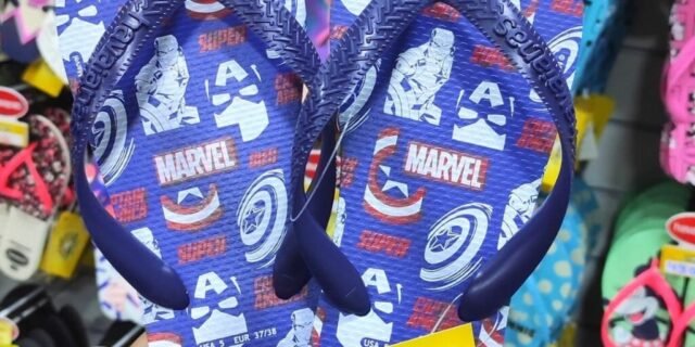 [MAGAZINE] Chinelo Top Marvel Logomania, Havaianas, Criança Unissex