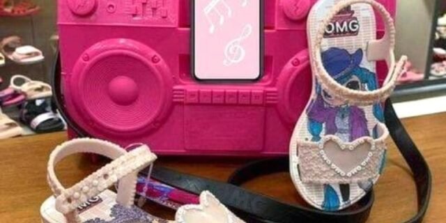 [MAGAZINE] Sandália Infantil Grendene Kids LOL OMG Bombox Feminina