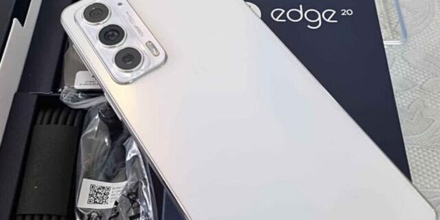 [MAGAZINE] Smartphone Motorola Edge 20 128GB Branco – 5G 8GB RAM Tela 6,7” Câm. Tripla + Selfie 32MP