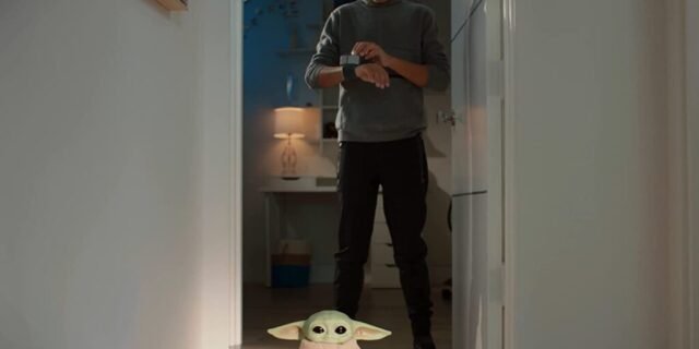 Star Wars, The Child, Figura de Ação com Controle Remoto, Mattel, Multicolorido, GWD87