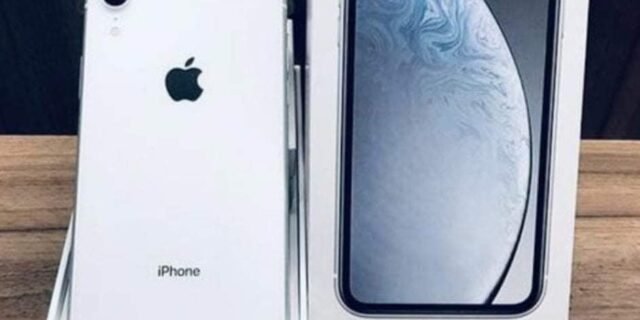 [AMERICANAS] iPhone XR Apple 128GB, Tela Retina LCD de 6,1”, iOS 12, Câmera Traseira 12MP, Resistente à Água e Reconhecimento Facial