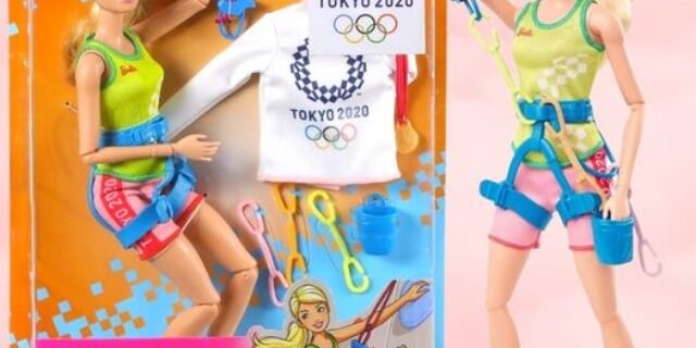 [AMERICANAS] CORREEEE AME com 50% de volta: Barbie Profissões Esportista Olímpico Alpinista Gjl73/gjl75 Mattel