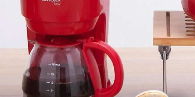 [MAGAZINE] Cafeteira Elétrica Lenoxx Easy Red PCA019 – 18 Cafés Vermelha