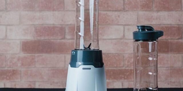 [SUBMARINO] Liquidificador Portátil Twist 2 Copos 127V LP300 – BLACK+DECKER