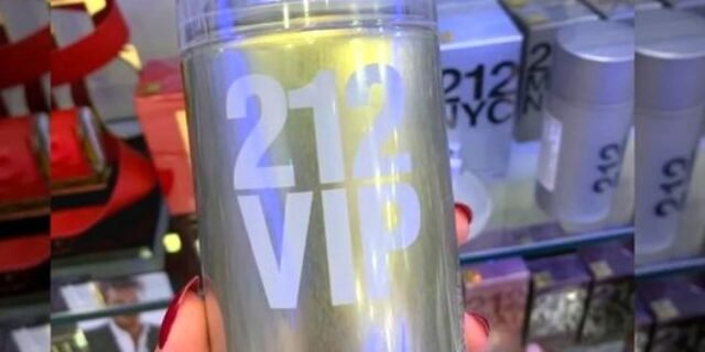 [MAGAZINE] Body Spray Feminino 212 VIP Carolina Herrera 250ml