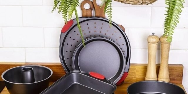 [SHOPTIME] Conjunto de Assadeiras 6 Peças Nona Em Aço Carbono Com Alça Em Silicone – Classic Home