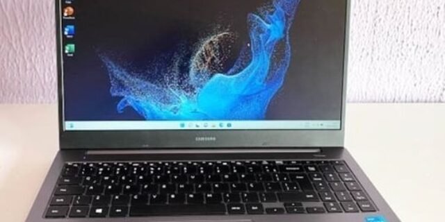 [MAGAZINE] Notebook Samsung Book Intel Core i3 4GB 1TB – 15,6” Full HD Windows 11 NP550XDA-KV1BR