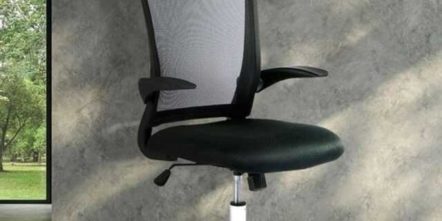 Cadeira de Escritório Presidente Giratória Preta – PRE-001 AC Comercial