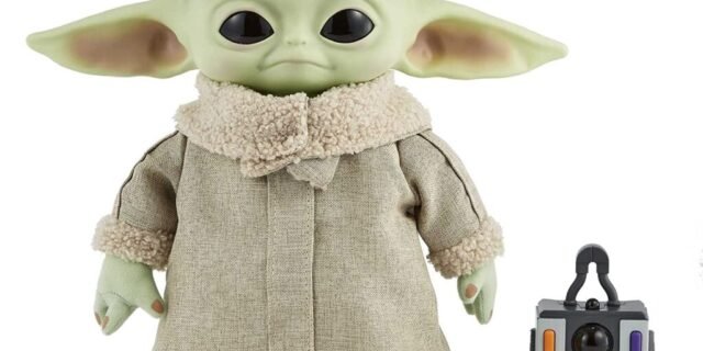 [AMAZON] Star Wars, Yoda The Child, Figura de Ação com Controle Remoto, Mattel
