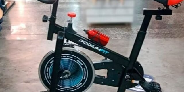 Bicicleta Ergométrica Spinning PodiumFit S200 – Silenciosa