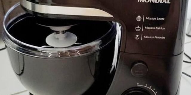 Batedeira Planetária Mondial BP-03-B 12 Velocidades