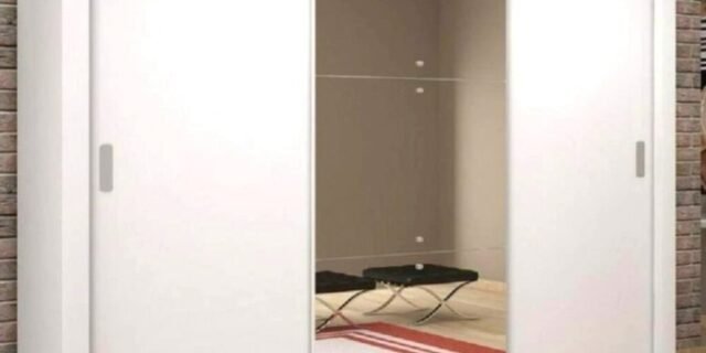 Guarda Roupa Casal com Espelho 3 Portas de Correr Luna