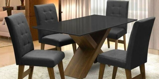 Conjunto De Mesa Para Sala de Jantar Preto Dubai 1,35m MDF com 4 Cadeiras Castanho / Preto