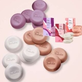 Kit de Sabonetes com 3 Caixas (1 ameixa e flor de baunilha, 1 cereja e avelã e 1 tâmara e canela) com 5 unidades de 90 g cada