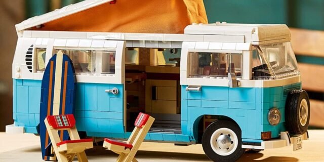 LEGO® Creator Expert – Trailer Volkswagen T2 – 2207 PEÇAS