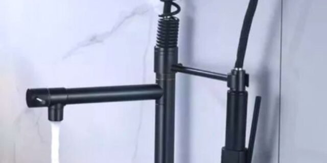 Torneira para Cozinha Gourmet de Mesa Dupla Saída – Monocomando Preta Nell YL-03