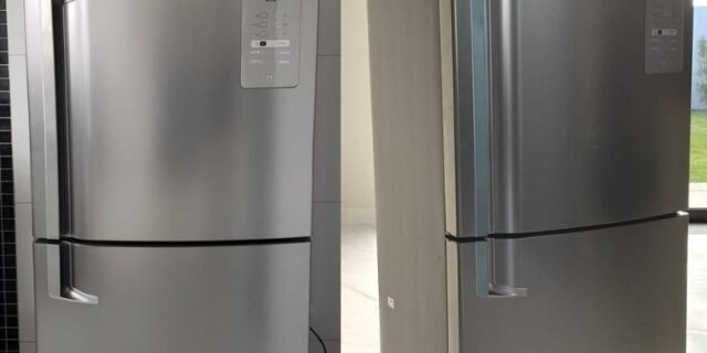 Geladeira Brastemp BRE80AK Frost Free com Smart Bar Inverse Inox – 573L SÓ 110V