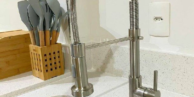 Torneira para Cozinha Gourmet de Mesa com Mola – Monocomando Cromado Nell AM-01