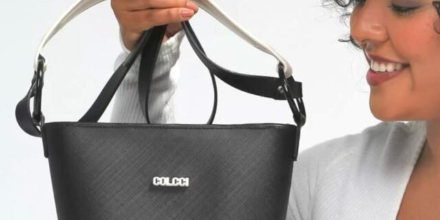 Bolsa Colcci Bucket Preta/Off-White