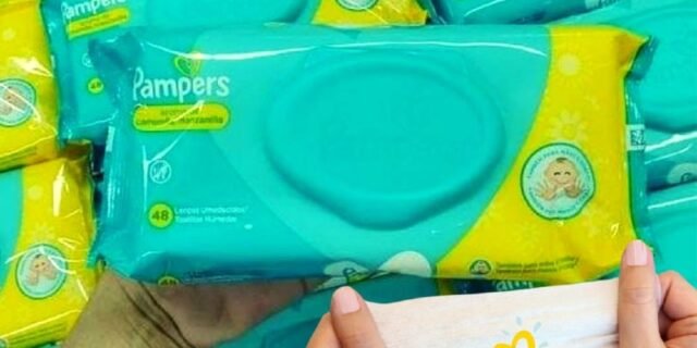 Lenços Umedecidos Pampers Aroma De Camomila 48 Unidade