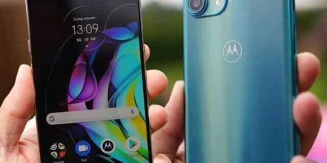 Smartphone Motorola Edge 20 Lite 128GB 5G Wi-Fi Tela 6.7” Dual Chip 6GB RAM Câmera Tripla + Selfie 32MP (2 Cores)