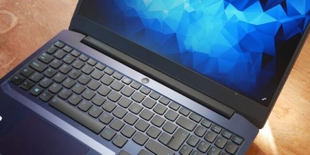 Notebook Lenovo ideapad Gaming 3i i5-10300H 8GB 256GBSSD GTX 1650 4GB 15.6″ FHD WVA Linux 82CGS00100, Blue