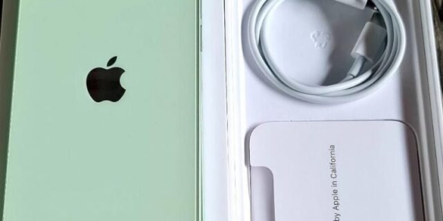 Apple iPhone 12 – 128 GB (2 Cores)