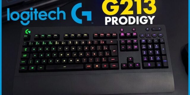Teclado Gamer Logitech G213 com Layout ABNT2, RGB LIGHTSYNC, Controles de Mídia Dedicados, Design Durável e Resistente à Respingos