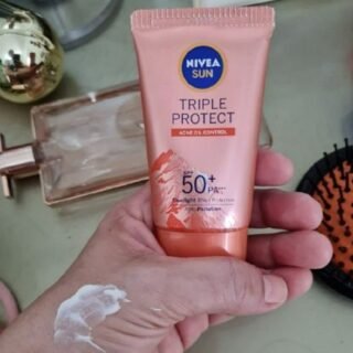 NIVEA SUN Protetor Solar Facial Tripla Proteção Loção Antiacne FPS 50 40ml