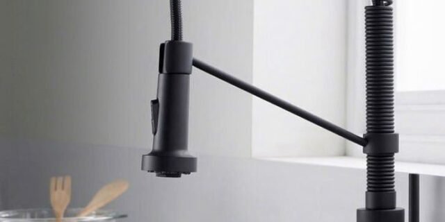 Torneira para Cozinha Gourmet de Mesa com Mola – Monocomando Black Nell