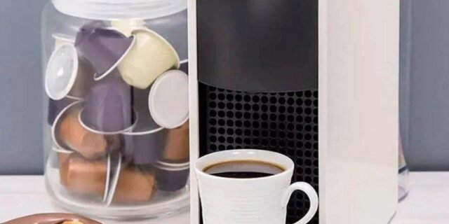 Cafeteira Nespresso Essenza Mini Branca 220v