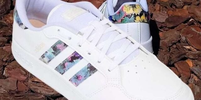 Tênis Adidas Breaknet Floral Feminino