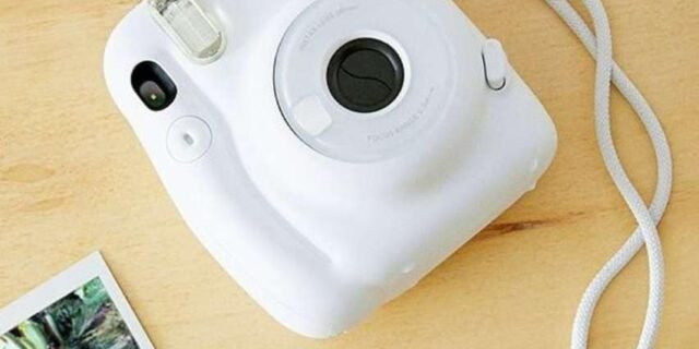 Câmera Instax Mini 11 – Branca
