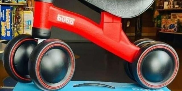 Bicicleta de Equilibrio – 4 Rodas, BUBA, Vermelho