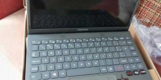 Notebook Positivo Motion C4120F-AX Intel Celeron Dual Core 4GB 120GB SSD 14″ HD Windows 11 Home Inclui Microsoft 365